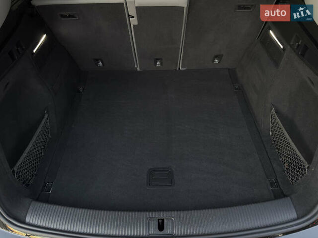 Черный Ауди Ку 5, объемом двигателя 1.98 л и пробегом 61 тыс. км за 37300 $, фото 73 на Automoto.ua