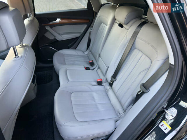 Черный Ауди Ку 5, объемом двигателя 1.98 л и пробегом 61 тыс. км за 37300 $, фото 43 на Automoto.ua