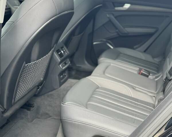 Чорний Ауді Ку 5, об'ємом двигуна 2 л та пробігом 39 тис. км за 35300 $, фото 19 на Automoto.ua