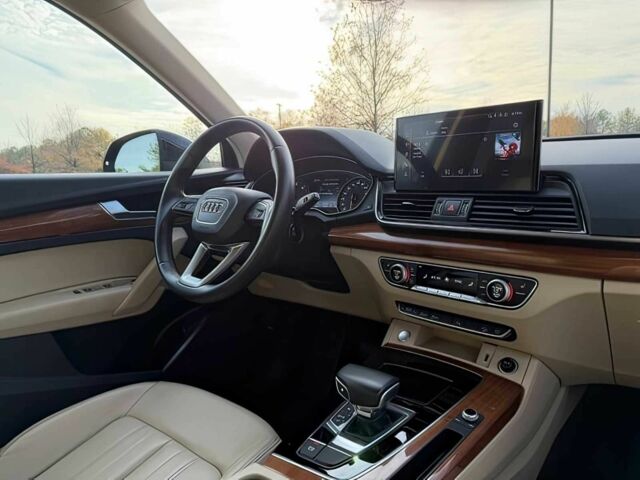 Чорний Ауді Ку 5, об'ємом двигуна 2 л та пробігом 28 тис. км за 22800 $, фото 10 на Automoto.ua