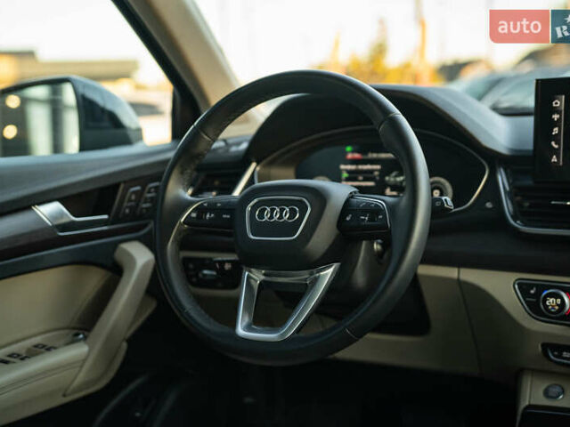 Чорний Ауді Ку 5, об'ємом двигуна 1.98 л та пробігом 46 тис. км за 42900 $, фото 24 на Automoto.ua