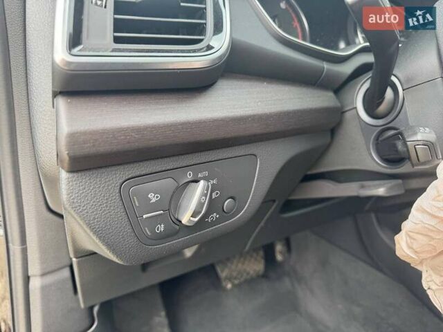 Черный Ауди Ку 5, объемом двигателя 2 л и пробегом 31 тыс. км за 24500 $, фото 10 на Automoto.ua