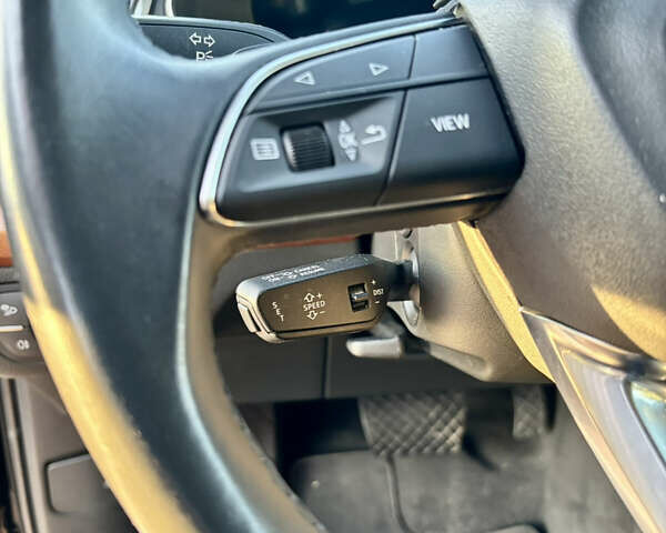 Черный Ауди Ку 5, объемом двигателя 1.98 л и пробегом 79 тыс. км за 35000 $, фото 12 на Automoto.ua