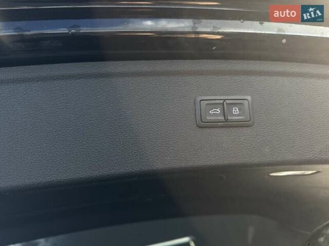 Черный Ауди Ку 5, объемом двигателя 1.98 л и пробегом 60 тыс. км за 30900 $, фото 34 на Automoto.ua