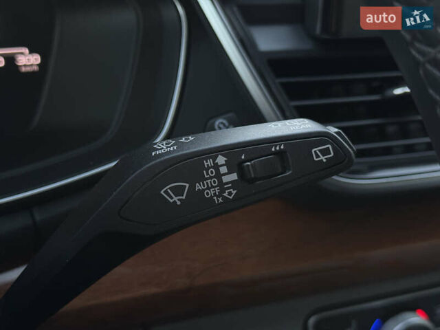 Черный Ауди Ку 5, объемом двигателя 1.98 л и пробегом 61 тыс. км за 37300 $, фото 63 на Automoto.ua