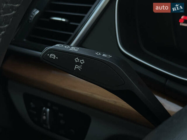 Черный Ауди Ку 5, объемом двигателя 1.98 л и пробегом 61 тыс. км за 37300 $, фото 64 на Automoto.ua