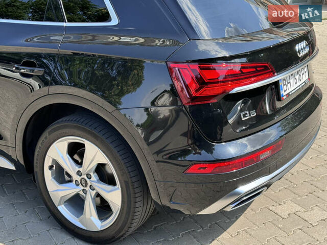 Чорний Ауді Ку 5, об'ємом двигуна 1.98 л та пробігом 84 тис. км за 35555 $, фото 8 на Automoto.ua