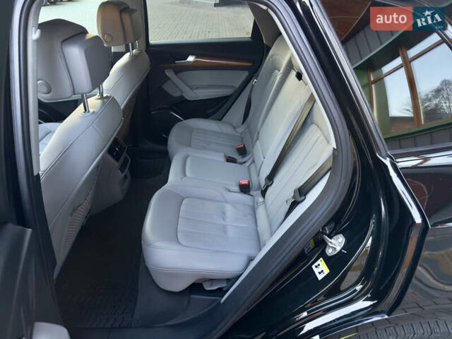 Черный Ауди Ку 5, объемом двигателя 1.98 л и пробегом 61 тыс. км за 37300 $, фото 42 на Automoto.ua