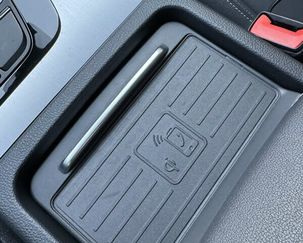 Черный Ауди Ку 5, объемом двигателя 1.98 л и пробегом 55 тыс. км за 37900 $, фото 48 на Automoto.ua