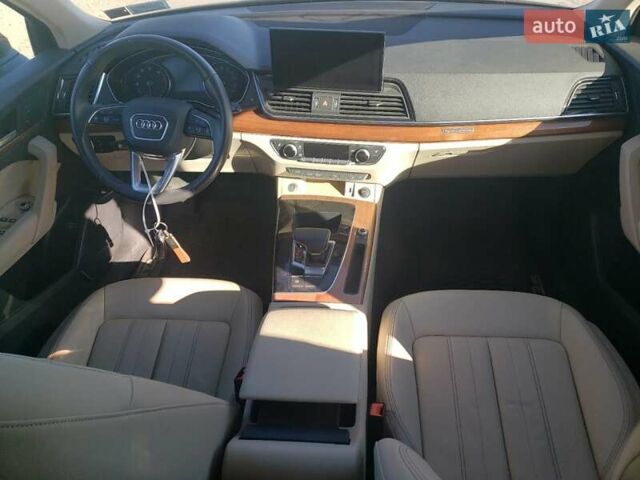 Чорний Ауді Ку 5, об'ємом двигуна 1.97 л та пробігом 52 тис. км за 12000 $, фото 7 на Automoto.ua