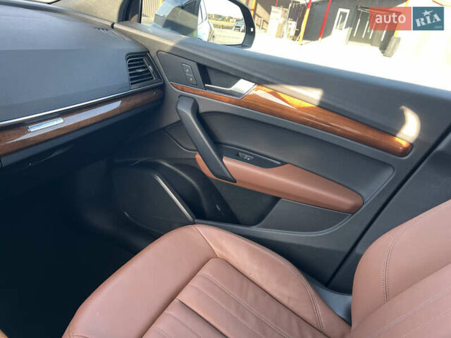 Черный Ауди Ку 5, объемом двигателя 2 л и пробегом 20 тыс. км за 29500 $, фото 17 на Automoto.ua