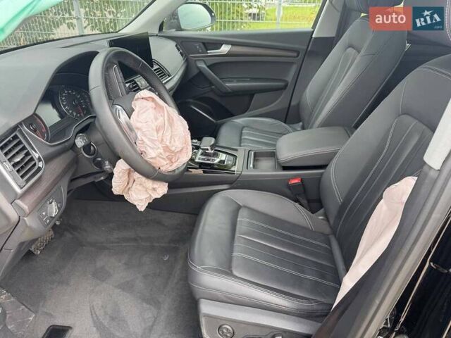 Черный Ауди Ку 5, объемом двигателя 2 л и пробегом 31 тыс. км за 24500 $, фото 11 на Automoto.ua