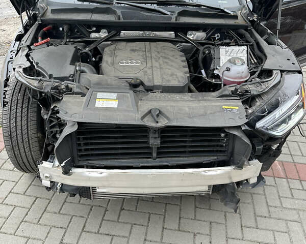 Черный Ауди Ку 5, объемом двигателя 1.98 л и пробегом 10 тыс. км за 19900 $, фото 8 на Automoto.ua