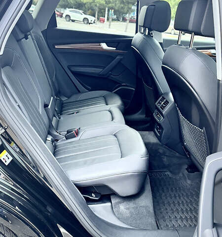 Черный Ауди Ку 5, объемом двигателя 1.98 л и пробегом 58 тыс. км за 38700 $, фото 28 на Automoto.ua