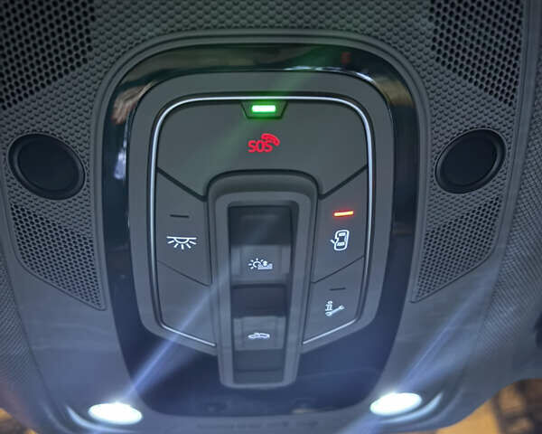 Черный Ауди Ку 5, объемом двигателя 2 л и пробегом 60 тыс. км за 34500 $, фото 20 на Automoto.ua