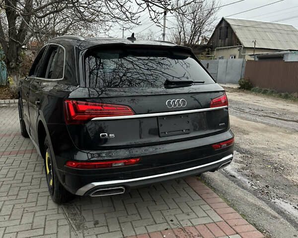 Черный Ауди Ку 5, объемом двигателя 1.98 л и пробегом 10 тыс. км за 19900 $, фото 5 на Automoto.ua