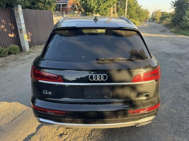 Чорний Ауді Ку 5, об'ємом двигуна 2 л та пробігом 10 тис. км за 20500 $, фото 2 на Automoto.ua