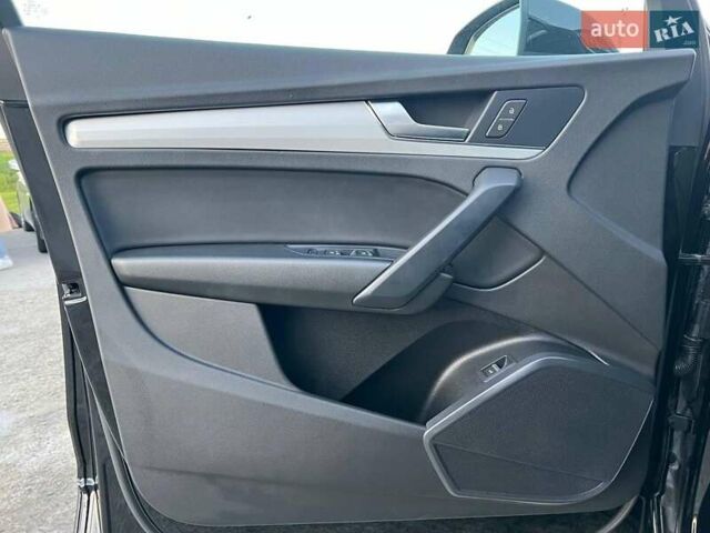 Черный Ауди Ку 5, объемом двигателя 2 л и пробегом 65 тыс. км за 38590 $, фото 15 на Automoto.ua