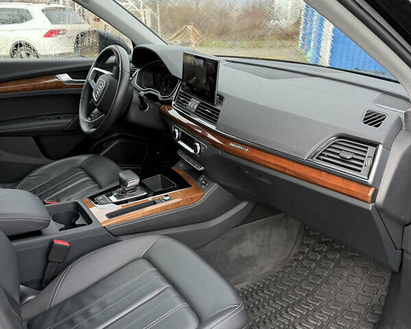 Черный Ауди Ку 5, объемом двигателя 2 л и пробегом 60 тыс. км за 39400 $, фото 18 на Automoto.ua