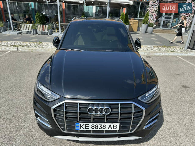 Черный Ауди Ку 5, объемом двигателя 2 л и пробегом 32 тыс. км за 45500 $, фото 1 на Automoto.ua