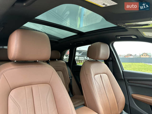 Черный Ауди Ку 5, объемом двигателя 2 л и пробегом 48 тыс. км за 33900 $, фото 28 на Automoto.ua