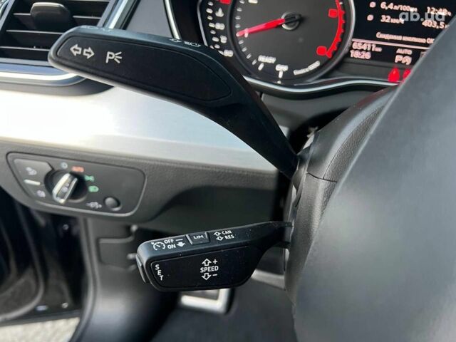 Черный Ауди Ку 5, объемом двигателя 2 л и пробегом 65 тыс. км за 38590 $, фото 26 на Automoto.ua