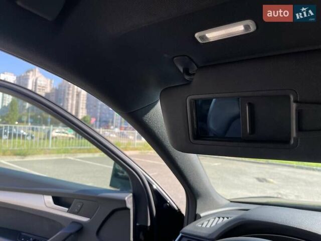 Черный Ауди Ку 5, объемом двигателя 2 л и пробегом 74 тыс. км за 48800 $, фото 51 на Automoto.ua