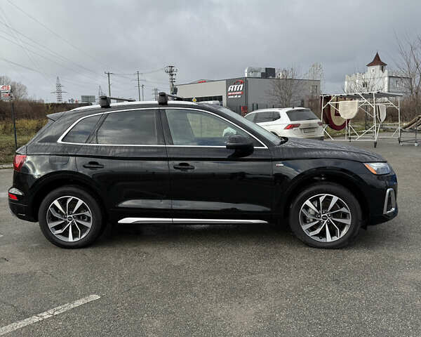 Черный Ауди Ку 5, объемом двигателя 2 л и пробегом 60 тыс. км за 39400 $, фото 2 на Automoto.ua