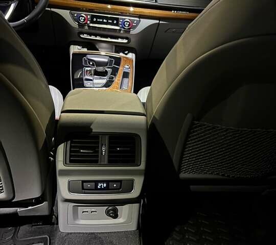 Черный Ауди Ку 5, объемом двигателя 2 л и пробегом 60 тыс. км за 34500 $, фото 17 на Automoto.ua