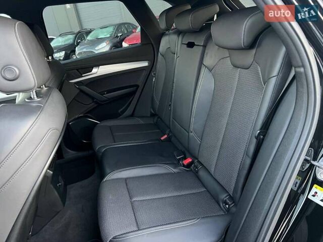 Черный Ауди Ку 5, объемом двигателя 2 л и пробегом 65 тыс. км за 38590 $, фото 37 на Automoto.ua