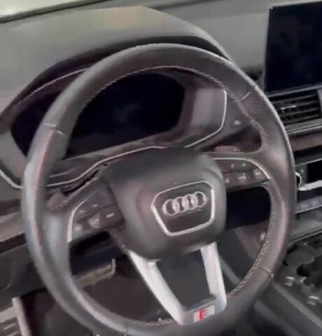 Чорний Ауді Ку 5, об'ємом двигуна 0 л та пробігом 25 тис. км за 25000 $, фото 6 на Automoto.ua