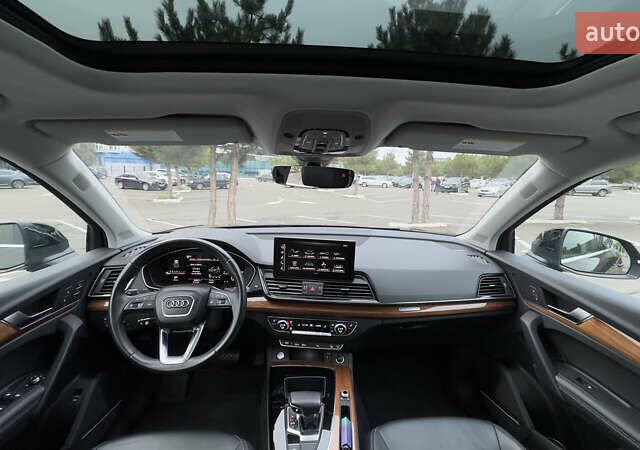 Черный Ауди Ку 5, объемом двигателя 1.98 л и пробегом 58 тыс. км за 38700 $, фото 32 на Automoto.ua