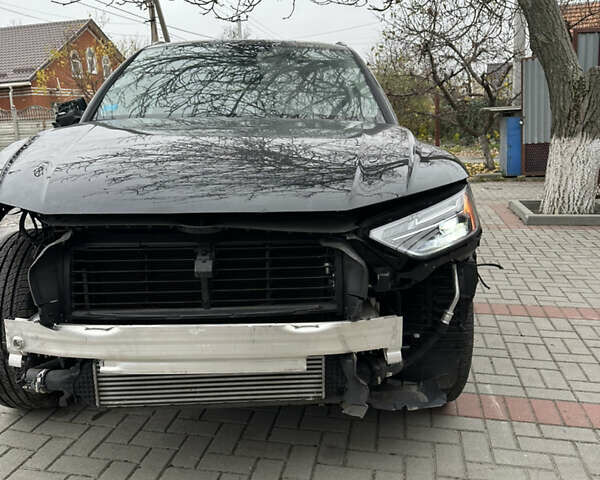 Черный Ауди Ку 5, объемом двигателя 1.98 л и пробегом 10 тыс. км за 19900 $, фото 1 на Automoto.ua