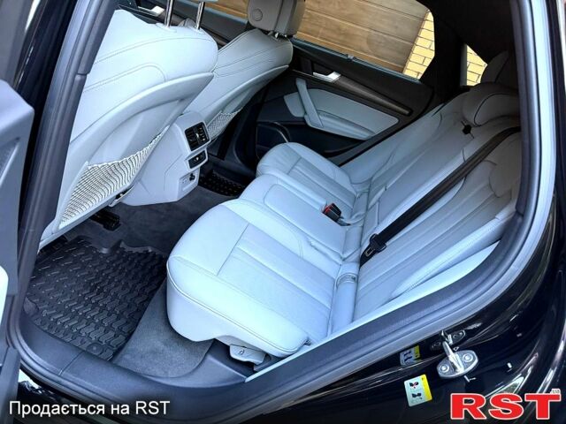 Черный Ауди Ку 5, объемом двигателя 2 л и пробегом 75 тыс. км за 37950 $, фото 5 на Automoto.ua