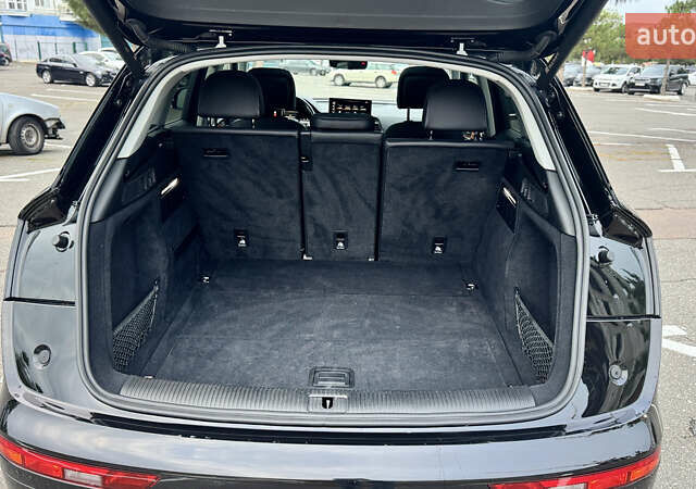 Черный Ауди Ку 5, объемом двигателя 1.98 л и пробегом 58 тыс. км за 38700 $, фото 9 на Automoto.ua