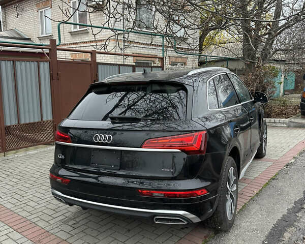 Черный Ауди Ку 5, объемом двигателя 1.98 л и пробегом 10 тыс. км за 19900 $, фото 4 на Automoto.ua