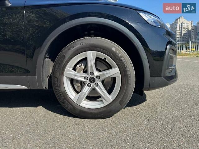 Черный Ауди Ку 5, объемом двигателя 2 л и пробегом 74 тыс. км за 48800 $, фото 7 на Automoto.ua