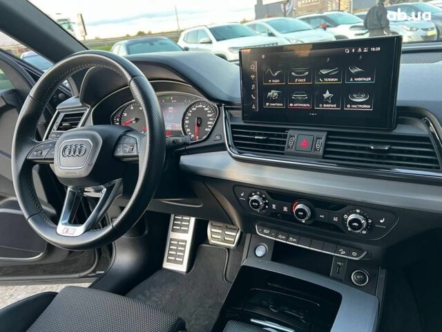 Черный Ауди Ку 5, объемом двигателя 2 л и пробегом 65 тыс. км за 38590 $, фото 42 на Automoto.ua