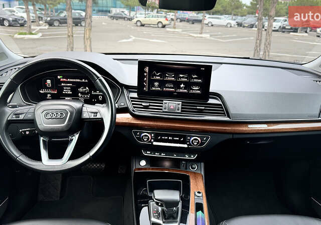 Черный Ауди Ку 5, объемом двигателя 1.98 л и пробегом 58 тыс. км за 38700 $, фото 31 на Automoto.ua