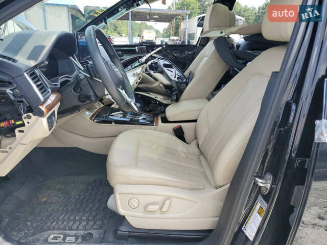 Черный Ауди Ку 5, объемом двигателя 1.98 л и пробегом 84 тыс. км за 27500 $, фото 3 на Automoto.ua