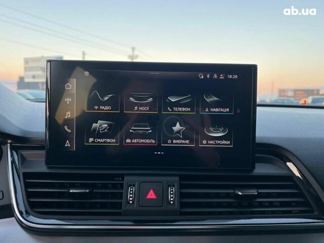 Черный Ауди Ку 5, объемом двигателя 2 л и пробегом 65 тыс. км за 38590 $, фото 28 на Automoto.ua