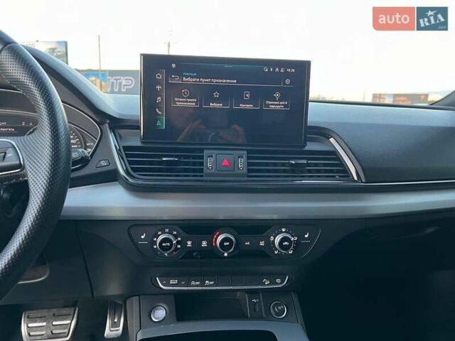 Черный Ауди Ку 5, объемом двигателя 2 л и пробегом 65 тыс. км за 38590 $, фото 27 на Automoto.ua