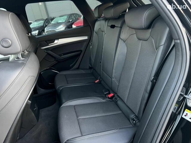 Черный Ауди Ку 5, объемом двигателя 2 л и пробегом 65 тыс. км за 38590 $, фото 37 на Automoto.ua