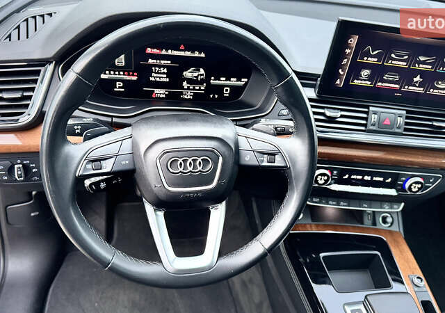 Черный Ауди Ку 5, объемом двигателя 1.98 л и пробегом 58 тыс. км за 38700 $, фото 33 на Automoto.ua