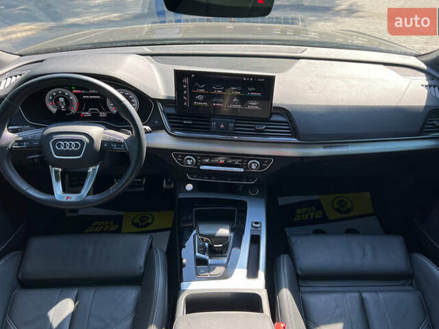 Чорний Ауді Ку 5, об'ємом двигуна 2 л та пробігом 32 тис. км за 33999 $, фото 18 на Automoto.ua