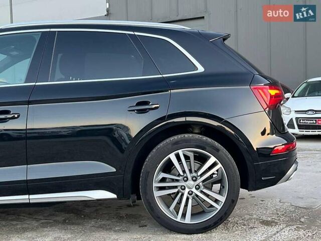 Черный Ауди Ку 5, объемом двигателя 2 л и пробегом 65 тыс. км за 38590 $, фото 4 на Automoto.ua