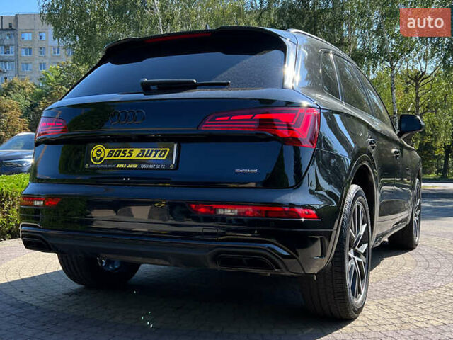 Чорний Ауді Ку 5, об'ємом двигуна 2 л та пробігом 32 тис. км за 33999 $, фото 6 на Automoto.ua