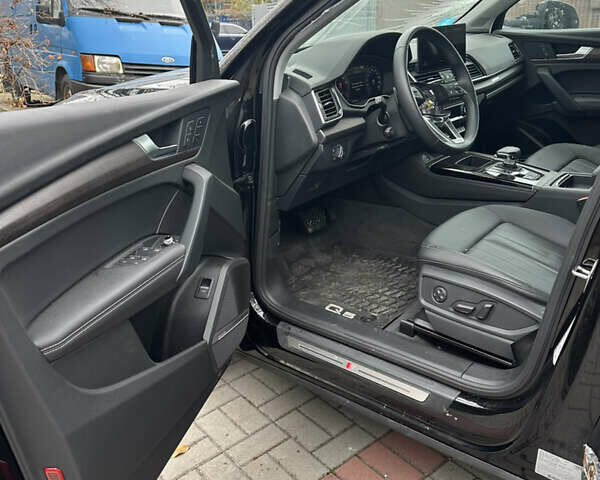 Черный Ауди Ку 5, объемом двигателя 1.98 л и пробегом 10 тыс. км за 19900 $, фото 11 на Automoto.ua