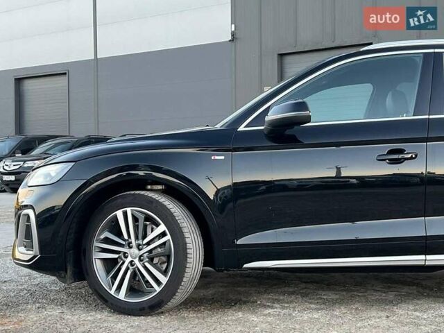 Черный Ауди Ку 5, объемом двигателя 2 л и пробегом 65 тыс. км за 38590 $, фото 2 на Automoto.ua