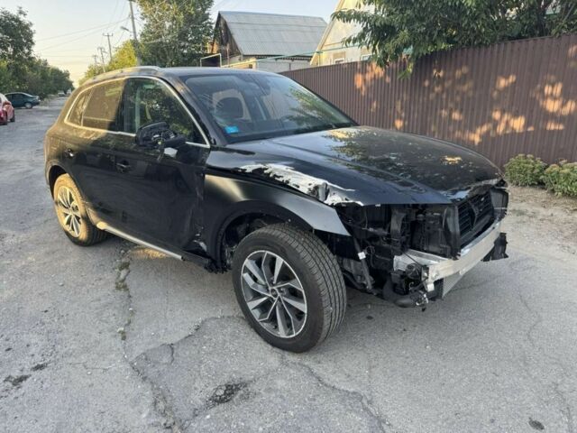 Чорний Ауді Ку 5, об'ємом двигуна 2 л та пробігом 10 тис. км за 20500 $, фото 4 на Automoto.ua